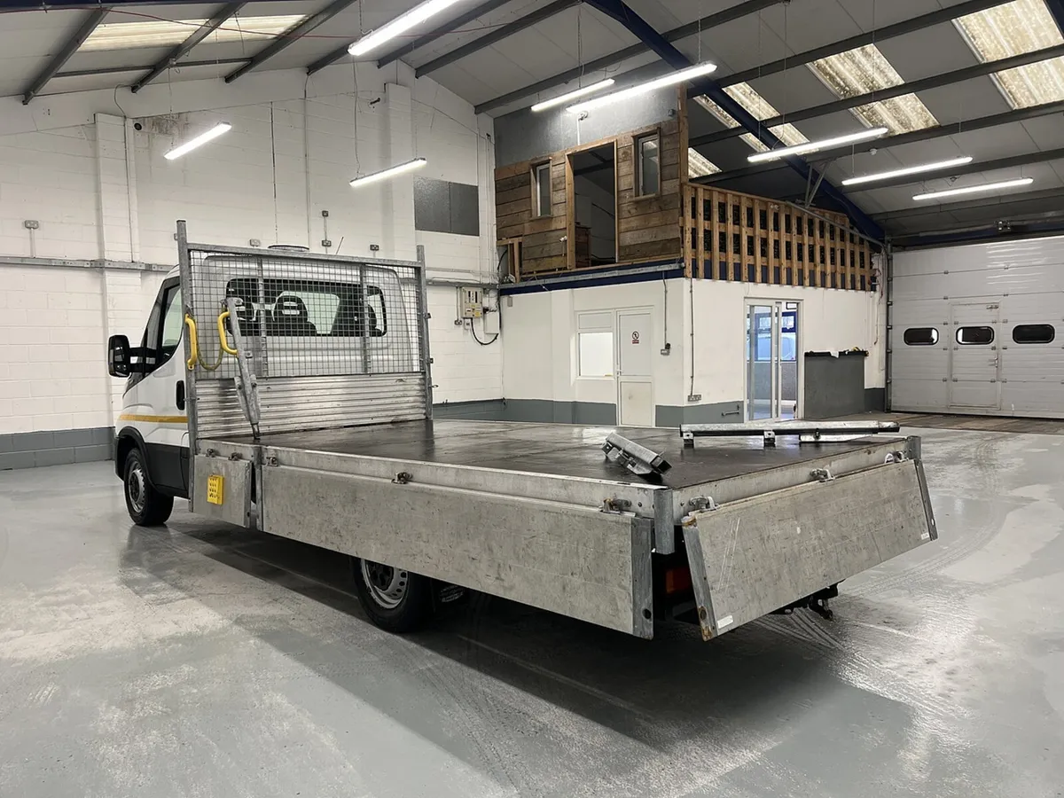 2022 Iveco Daily Dropside Van - Image 2