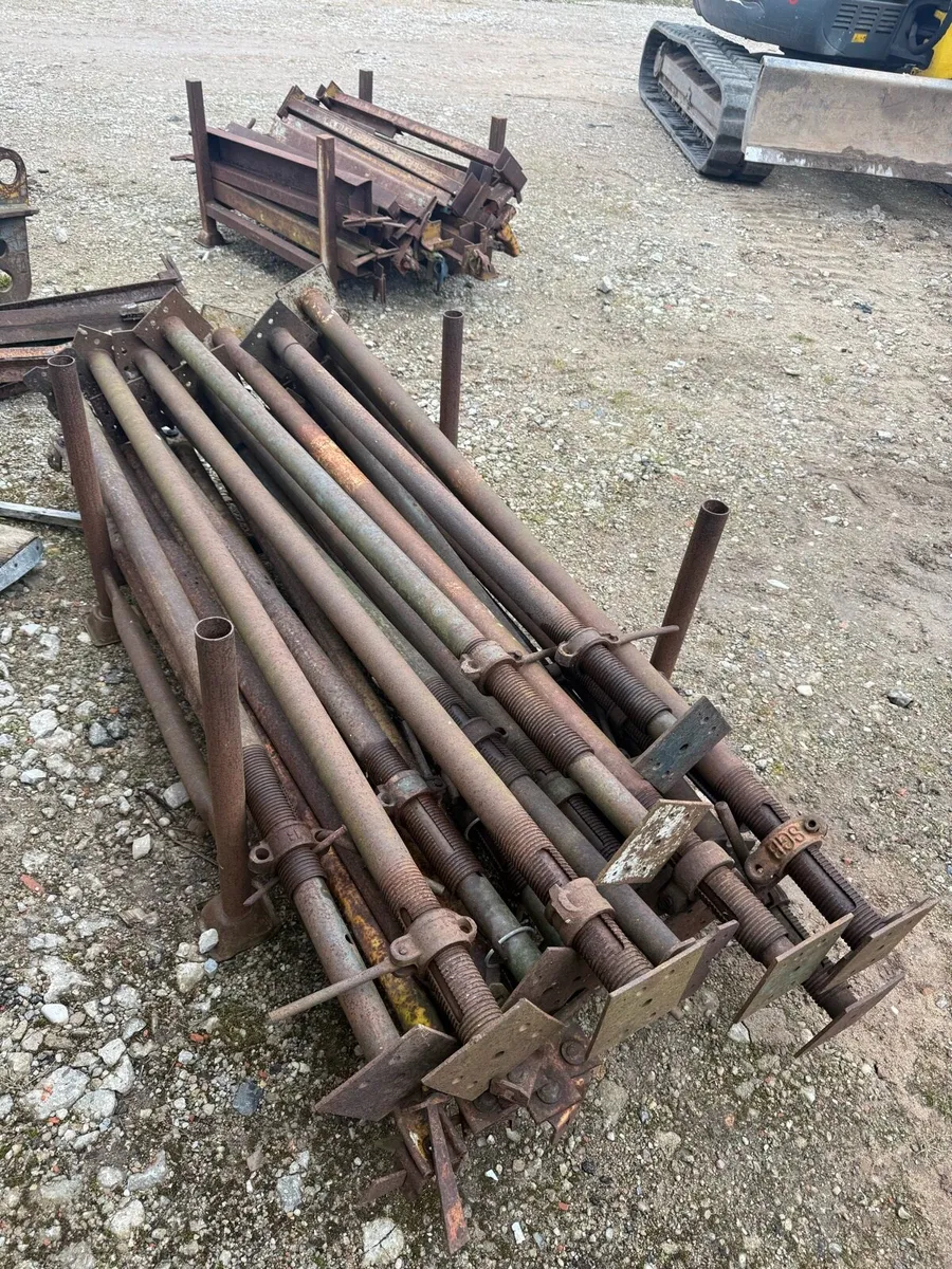 Scaffolding bits for sale - Image 3