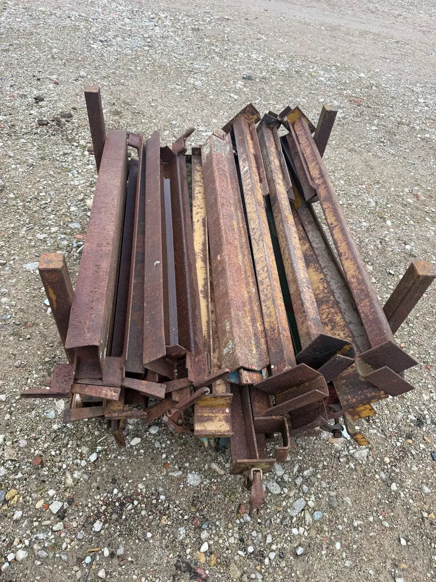 Scaffolding bits for sale - Image 4