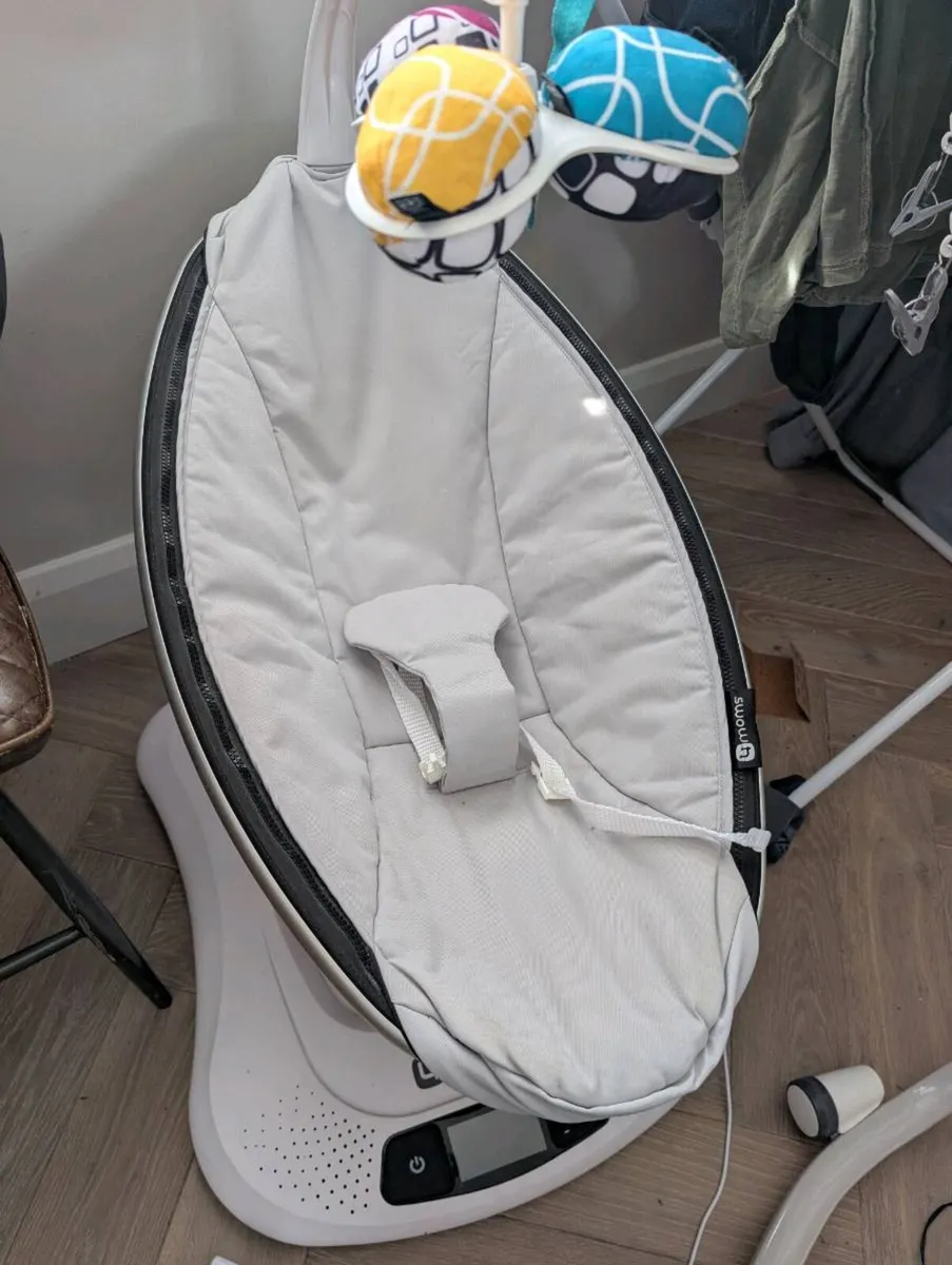 4Moms Mamaroo Baby swing - Image 2