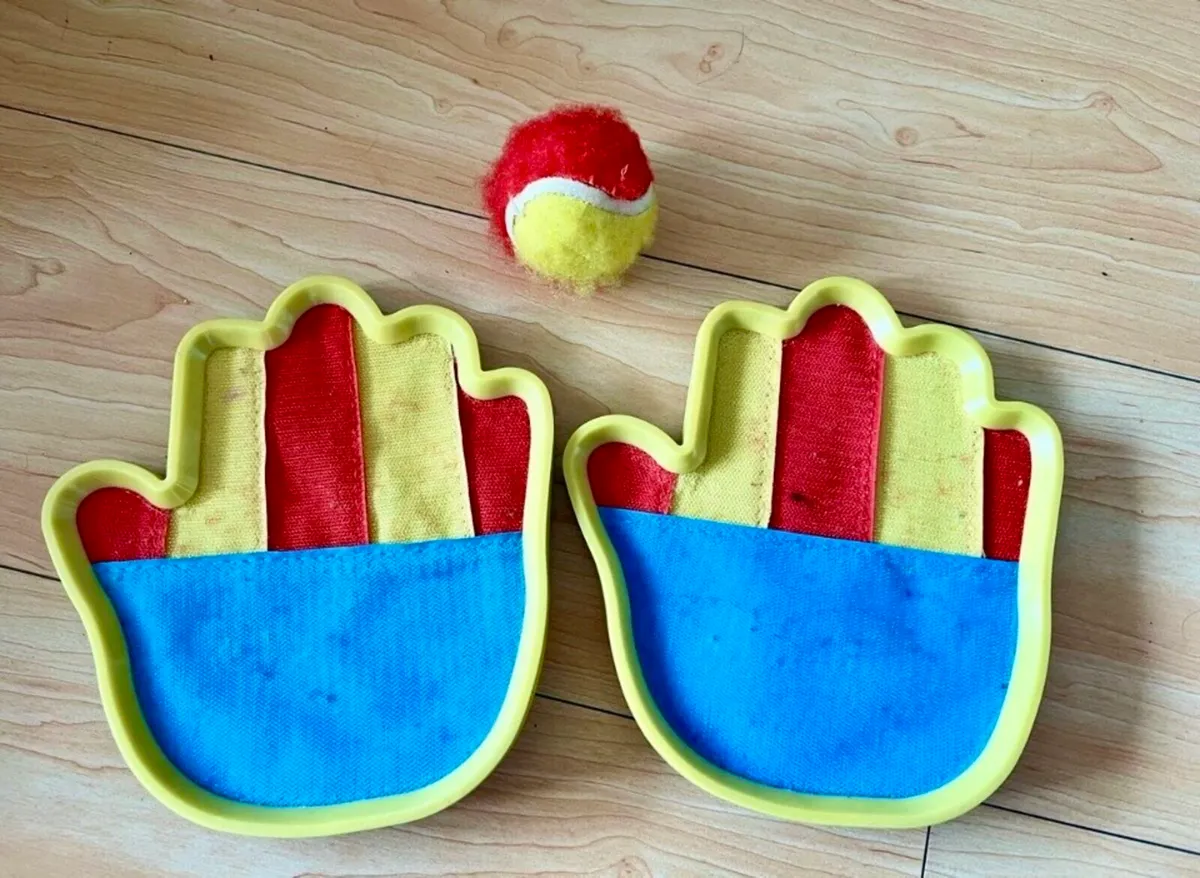 Catcher Mitt Set with Ball - Image 1