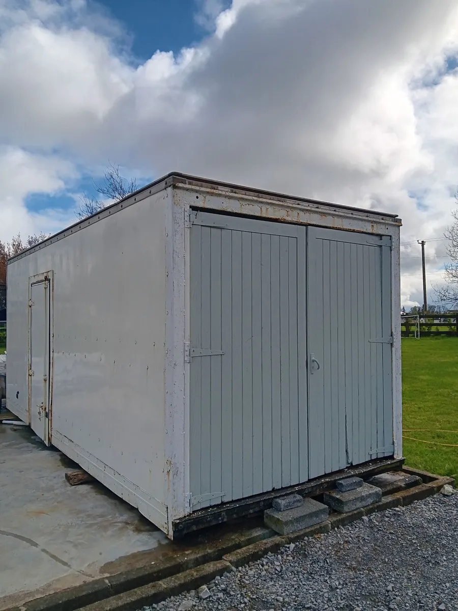 Storage container - Image 1