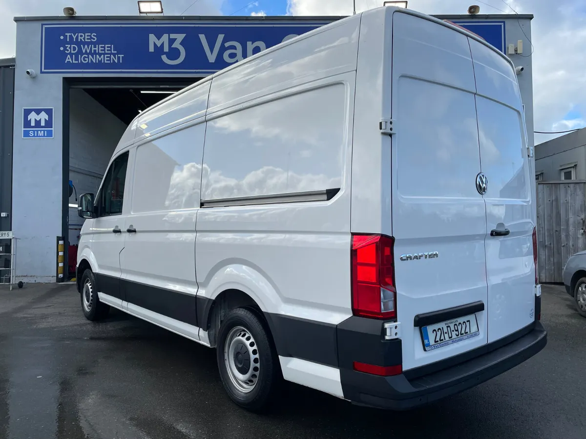 2022 VW CRAFTER 35 MWB 140HP MANUAL 6SPEED - Image 4