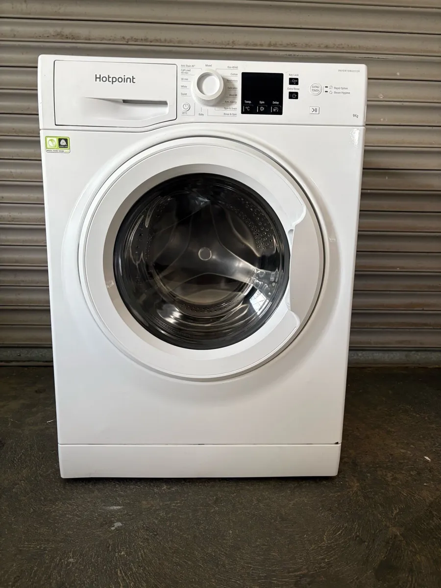 Hotpoint Washing Machine 9kg 1400 spin speed - Image 1
