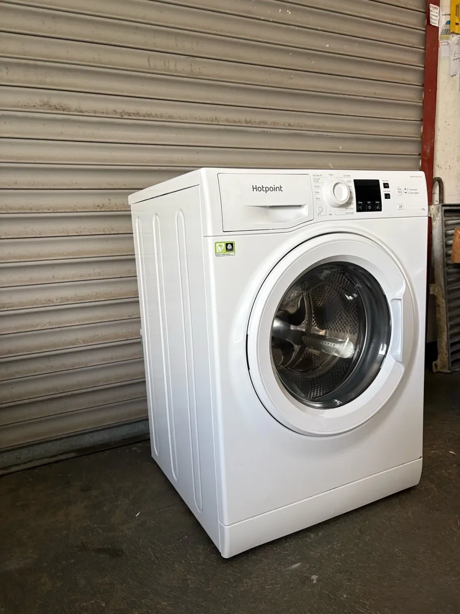 Hotpoint Washing Machine 9kg 1400 spin speed - Image 3