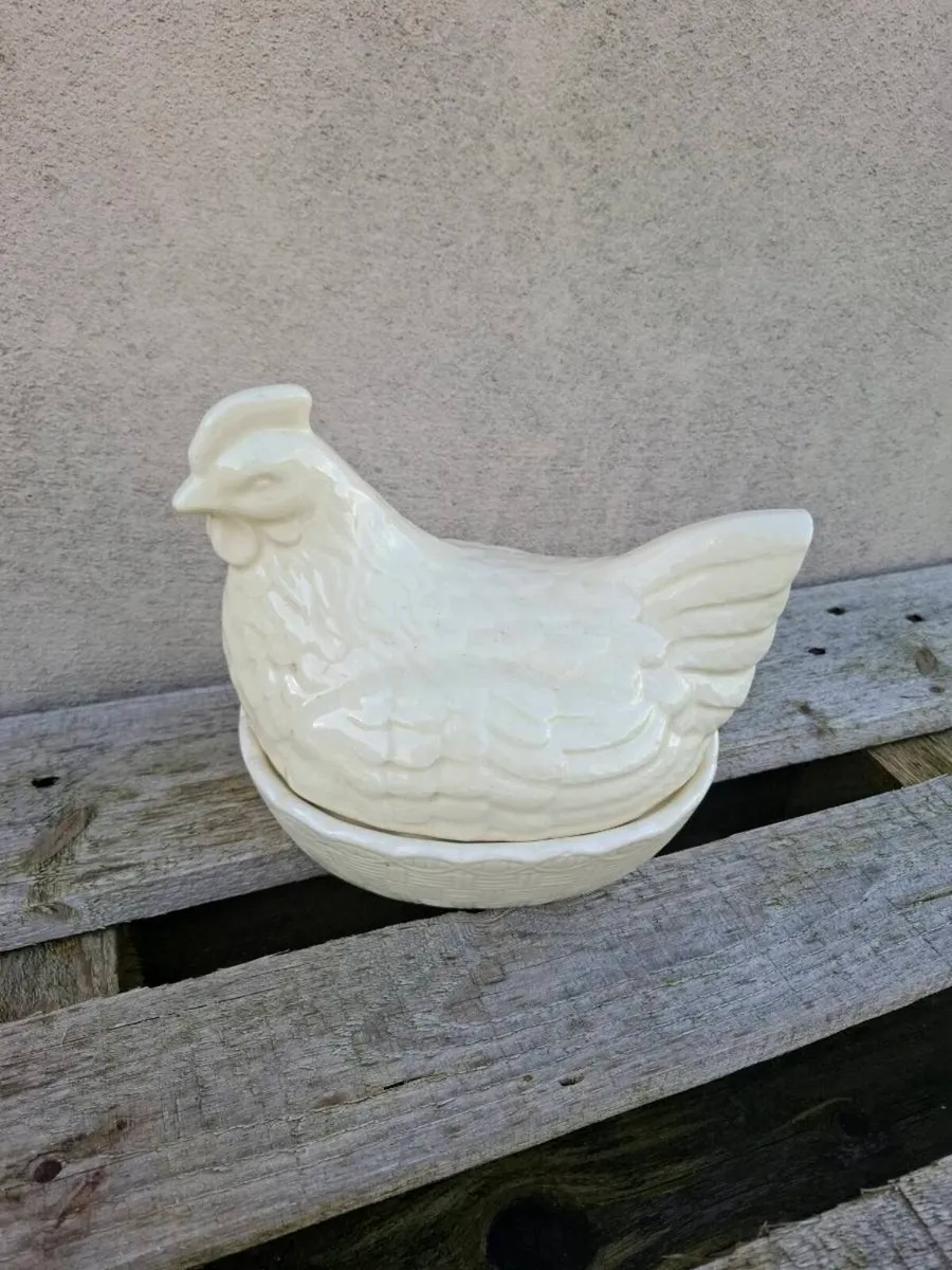 Hen terrine plate - Image 1