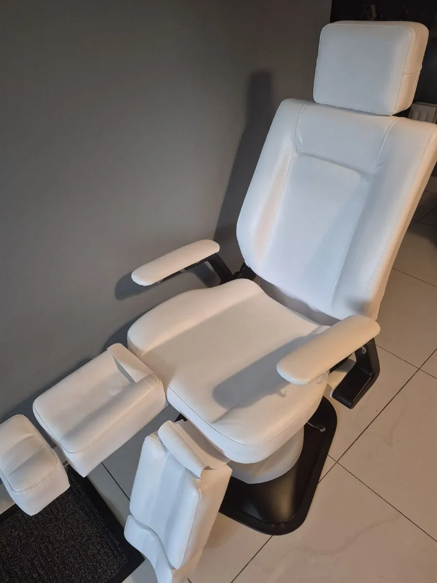 Salon treatment Chair - Image 2