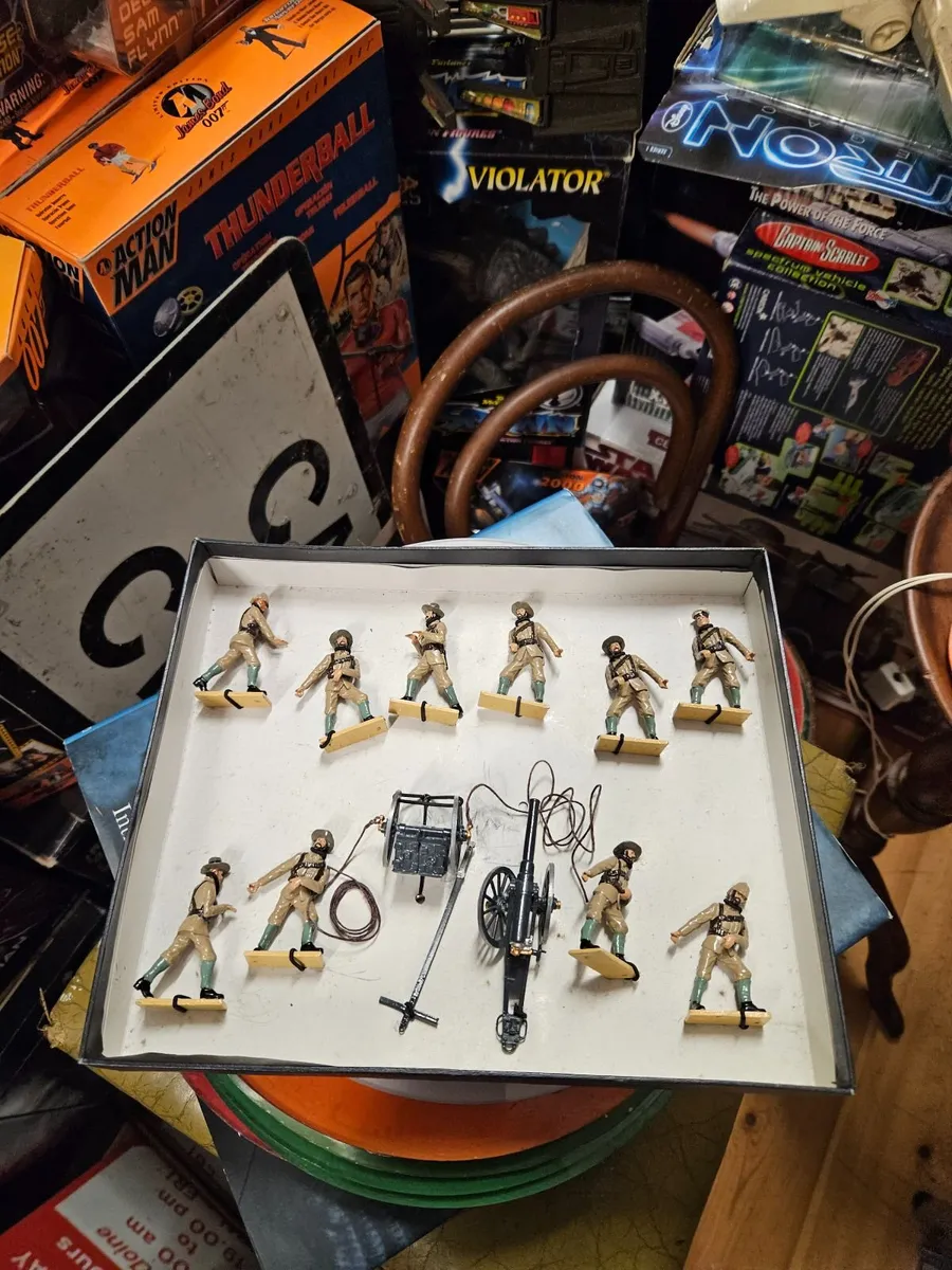 Britain's Rank & File Royal Navy Field Crew Boer W - Image 1