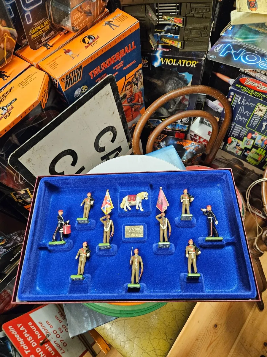 Britain's Parachute Regiment Set - Image 1