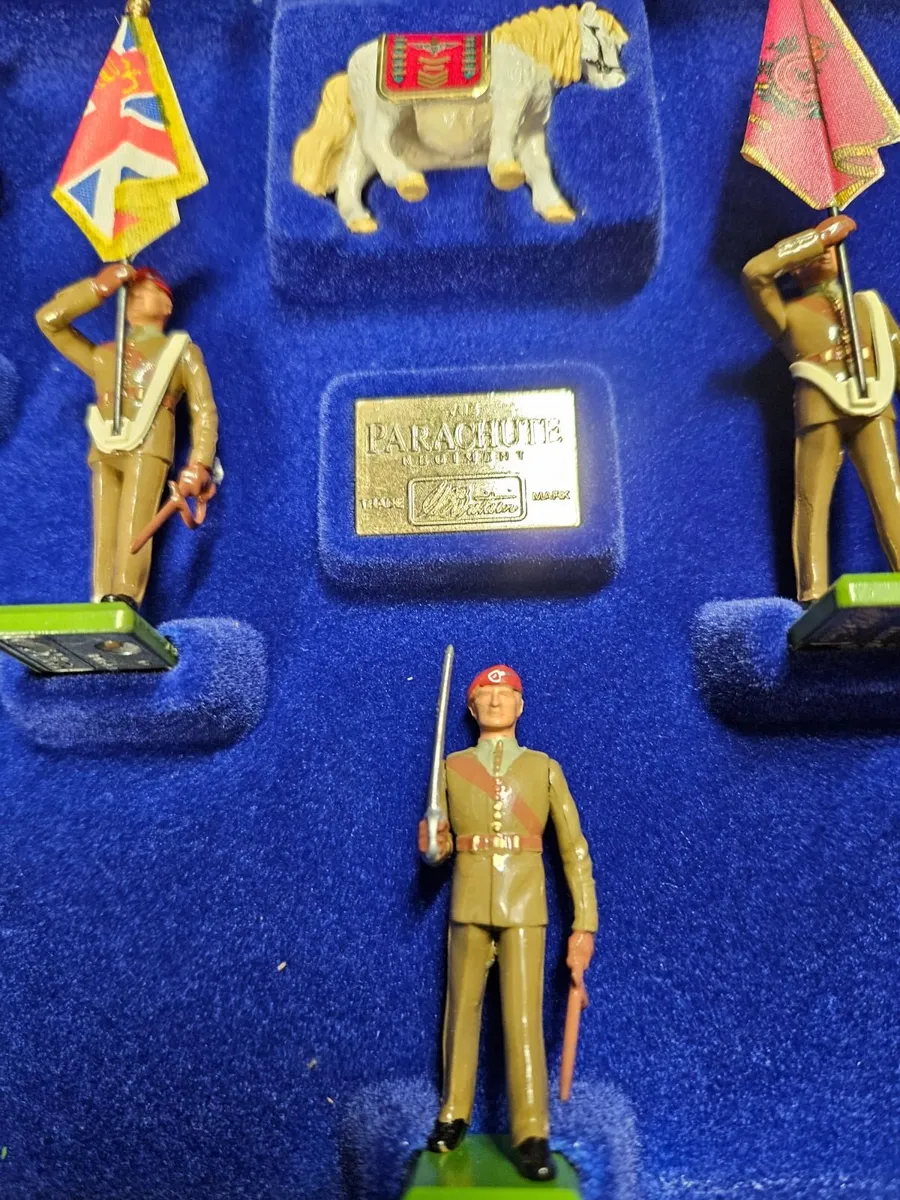 Britain's Parachute Regiment Set - Image 3