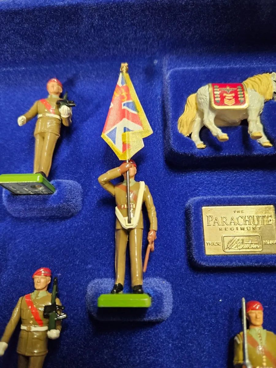 Britain's Parachute Regiment Set - Image 4
