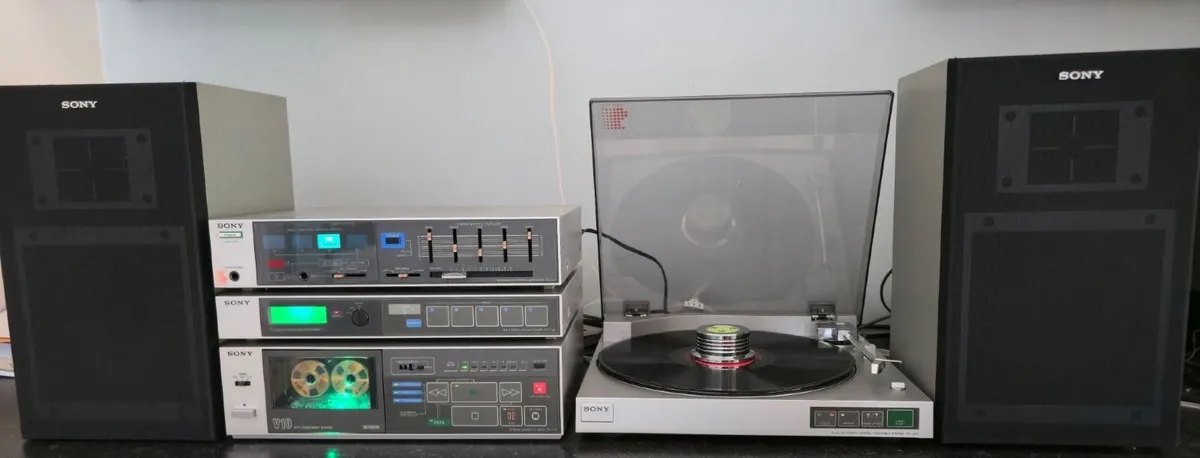 FULL SET  SONY  V10  AUTOMATIC TURNTABLE  SPEAKERS - Image 3