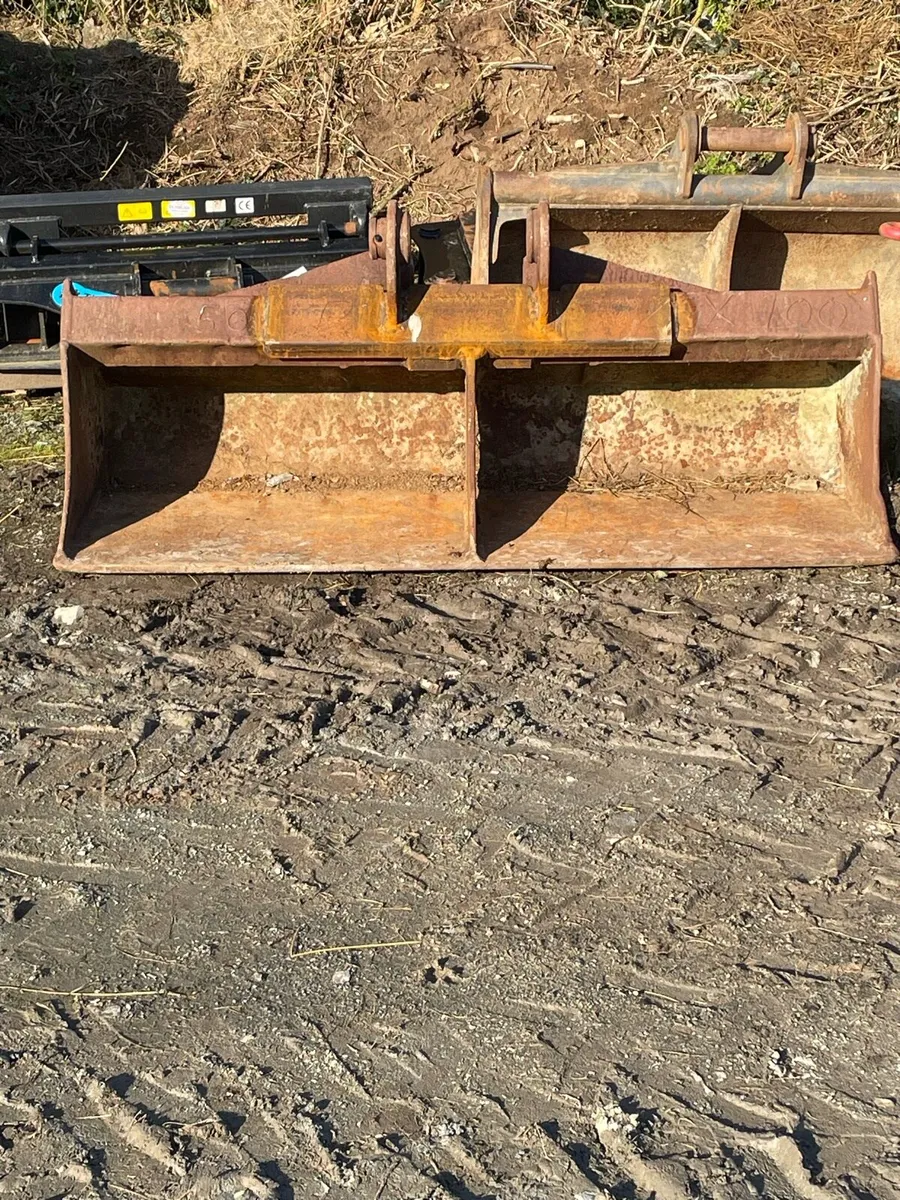 6 foot grading bucket - Image 2