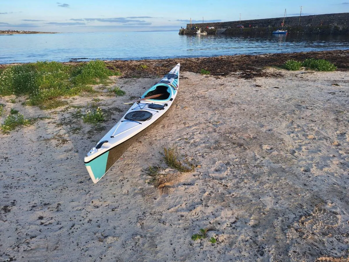 Sea kayak - Image 1