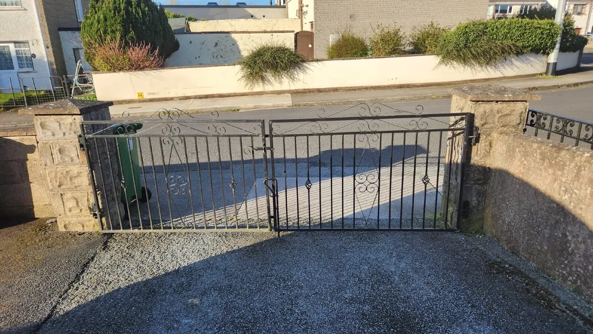 Galvanized Steel fence - Image 2