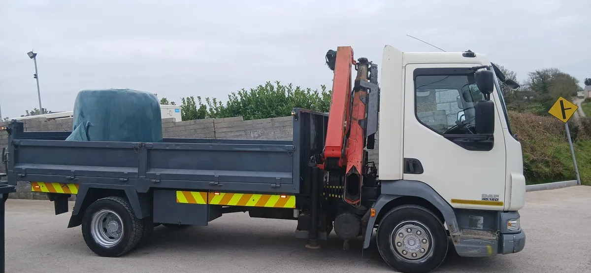 2010 Daf 45 /160. Bhp.   Tipper & crane 🏗 - Image 3