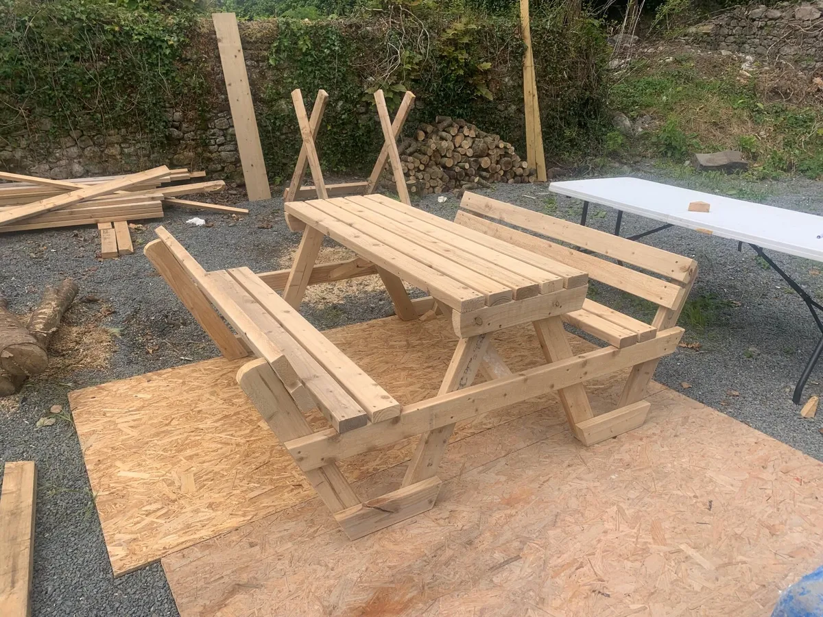 Wooden picnic bench - Image 2