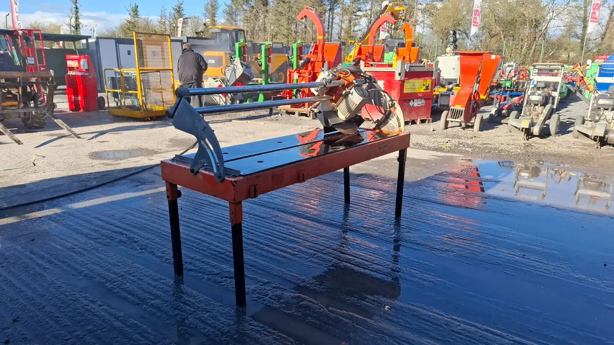 Red Band Sega MB150 Table Saw - Image 4