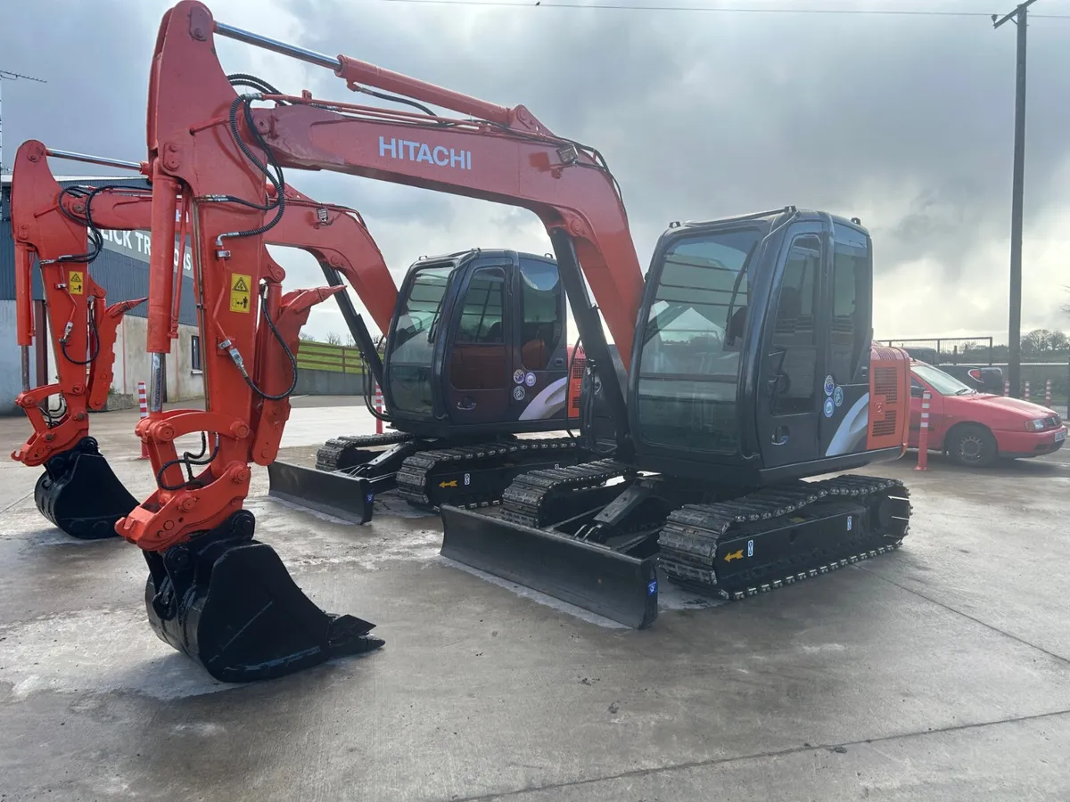 x2 Hitachi Zaxis 60 C/W Thumb Grabs & Rubber Pads - Image 1