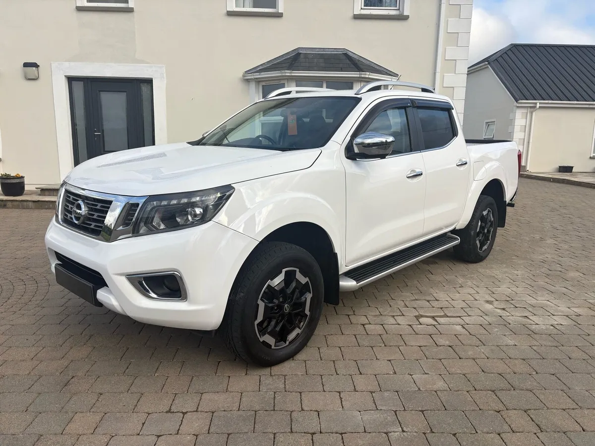NISSAN NAVARA  TOP OF RANGE (NO VAT) - Image 1