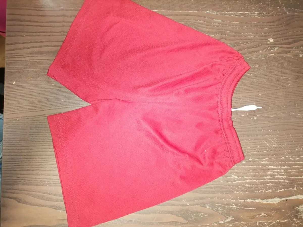 Mens Liverpool Shorts Small - Image 2