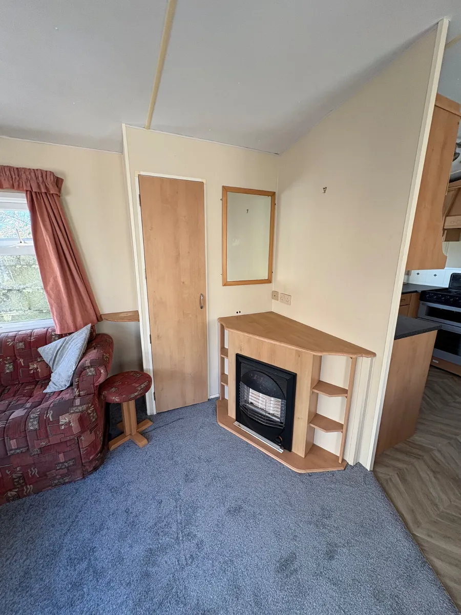 3 bedroom Mobile Home, Double Glazed - Image 3