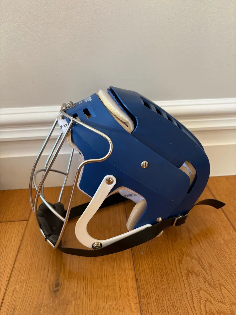 Cooper Sk100 Hurling Helmet - Image 2