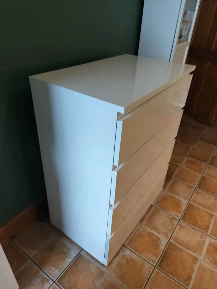 Chest of 4 drawers - Image 2