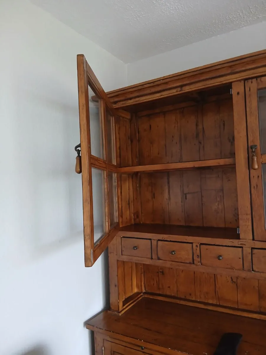 Cotswold Hardwood Display Cabinet/Dresser - Image 3