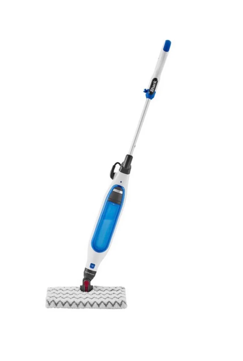 Shark flip steam mop - Image 1