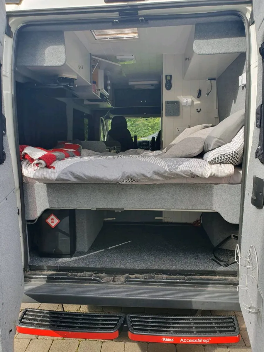 Campervan - Image 4