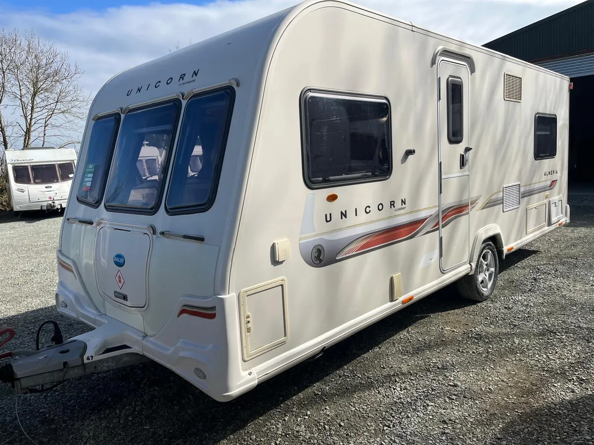 Bailey unicorn caravan - Image 1