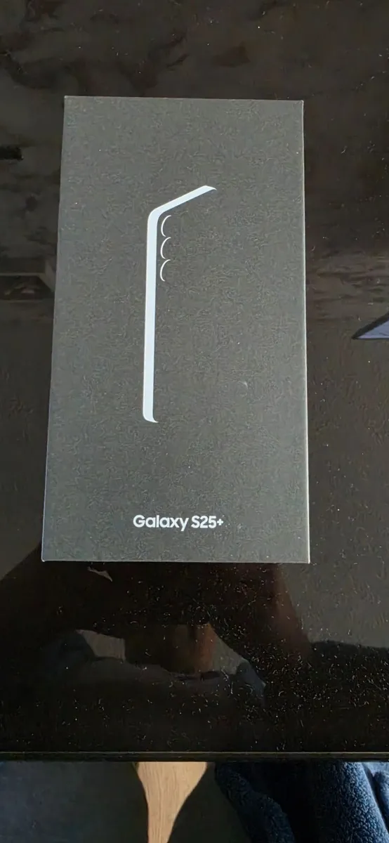 Samsung Galaxy S25 Plus - Image 1