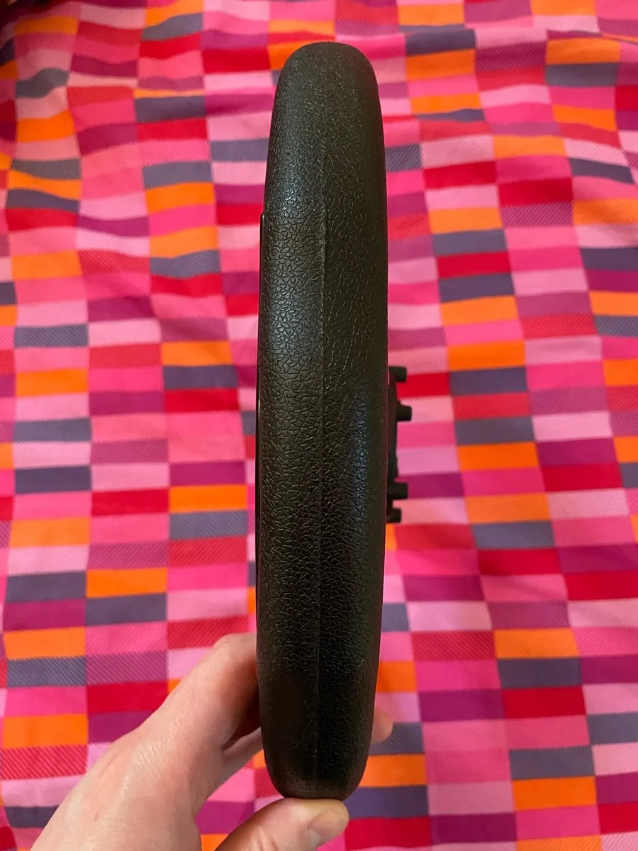 Momo Steering Wheel - Image 3