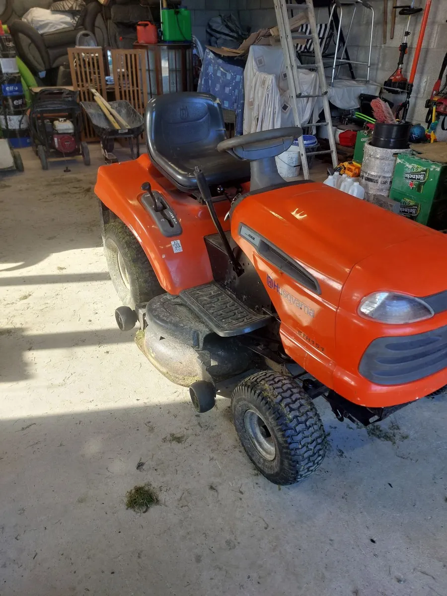 Lawnmower (Husqvarna tractor/ride on) - Image 4