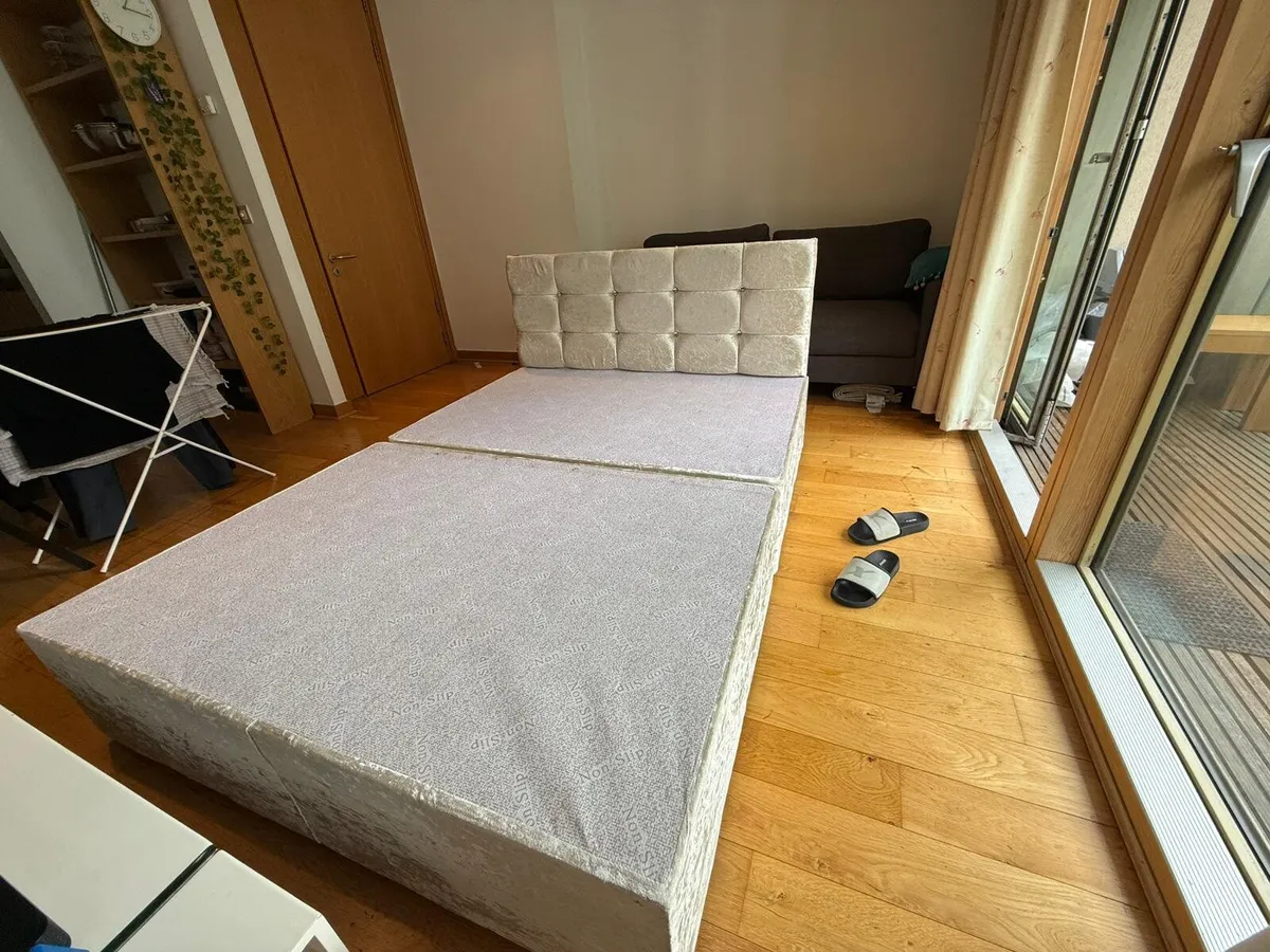 Double bed - Image 3