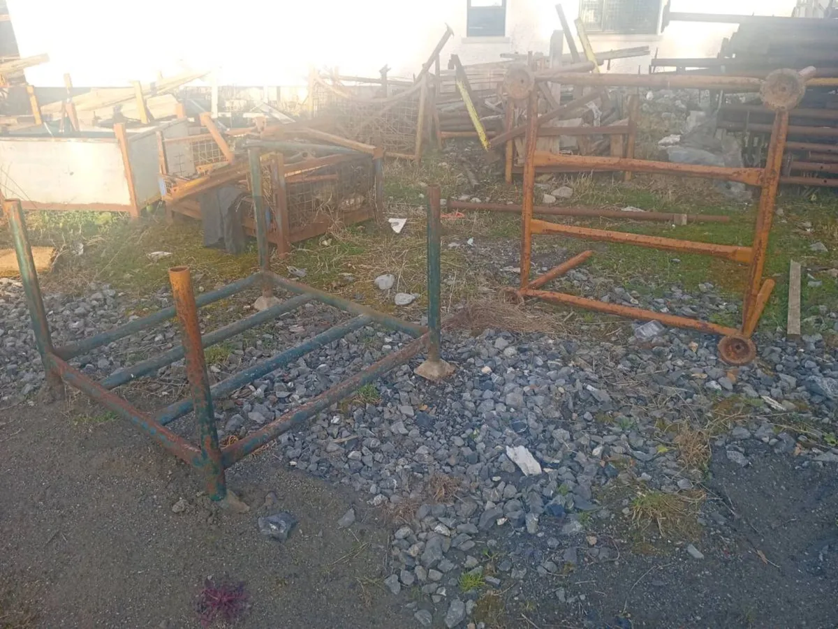 Scaffold stillages - Image 1