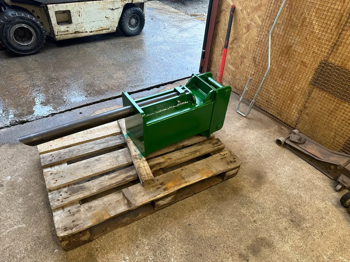 Post spike - Image 3