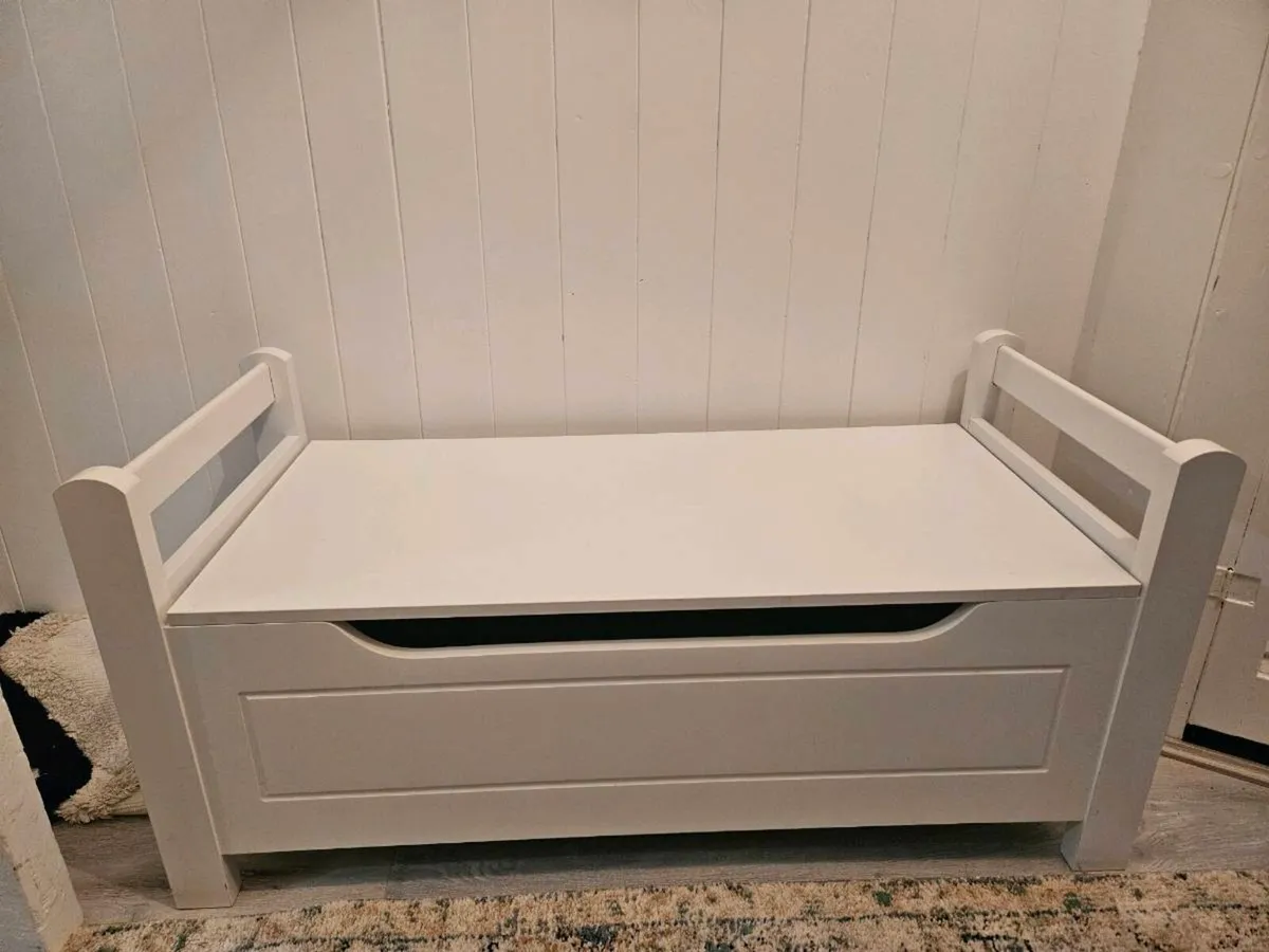 Storage bench - Image 2
