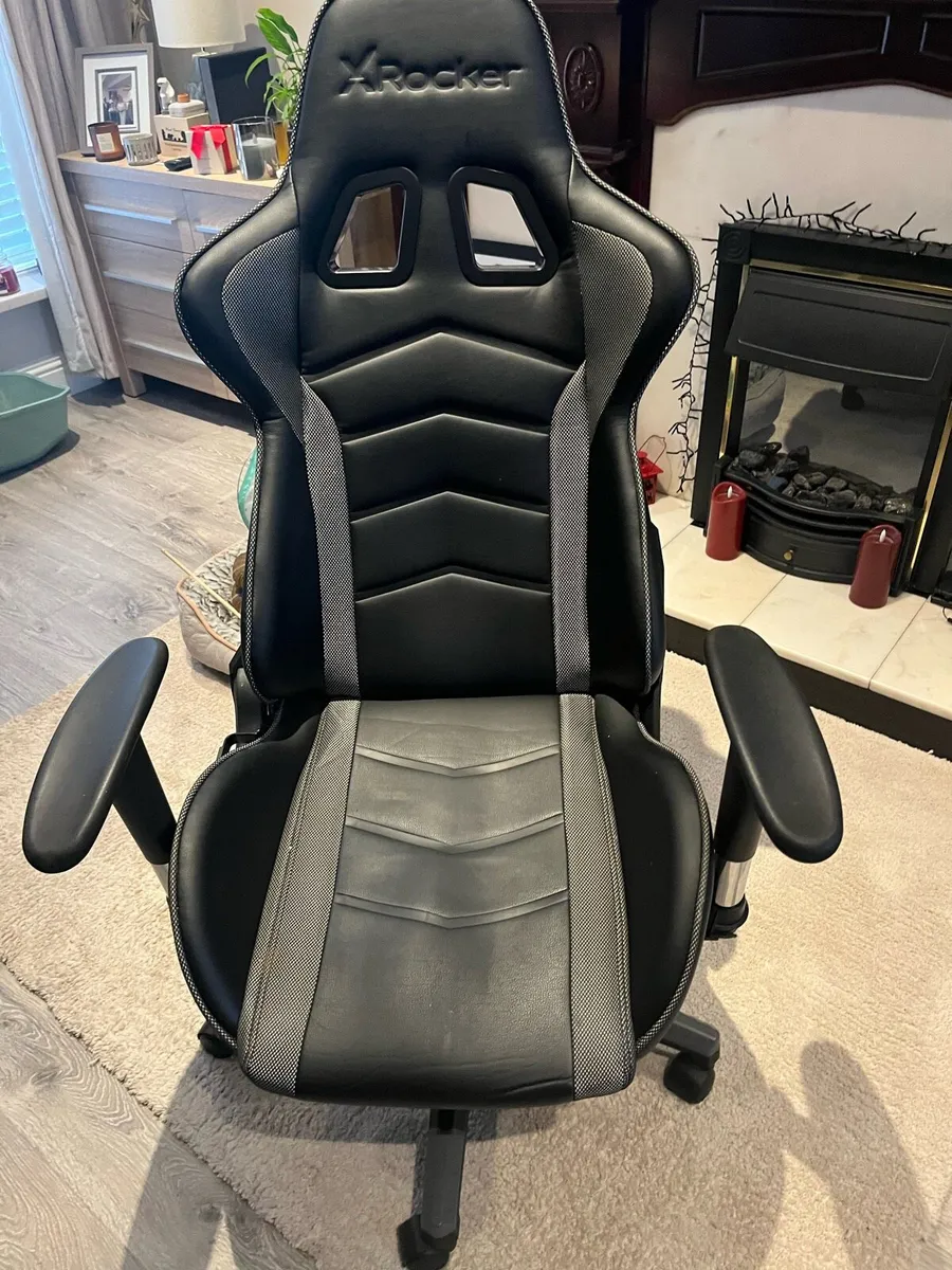 Gaming Chair - Image 4