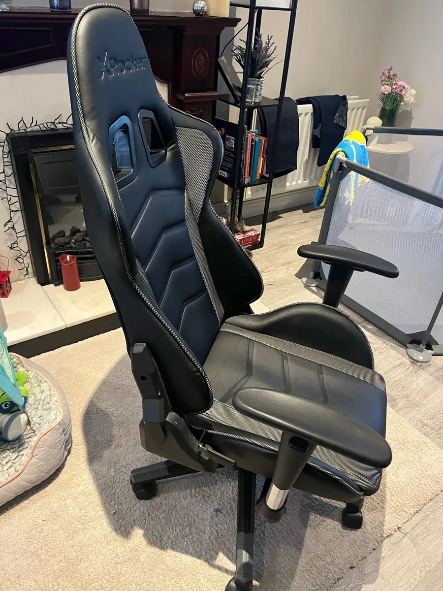 Gaming Chair - Image 1