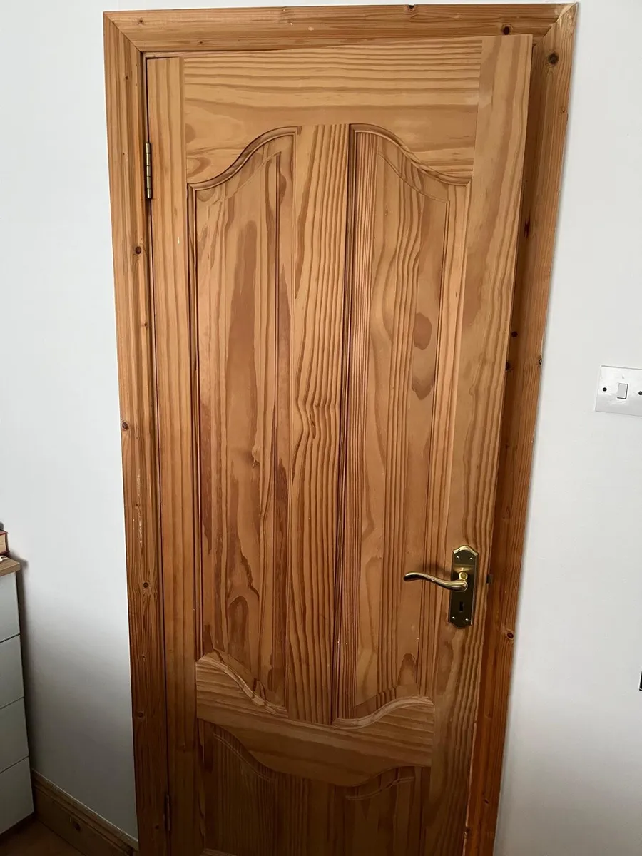 Pine Doors - Image 2