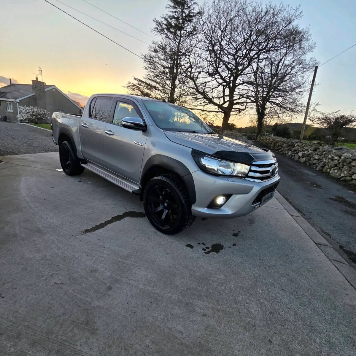 2016 Toyota hilux 2.4 full years doe - Image 4