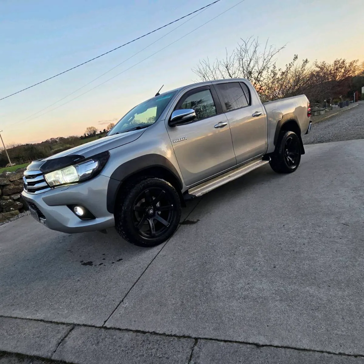 2016 Toyota hilux 2.4 full years doe - Image 2