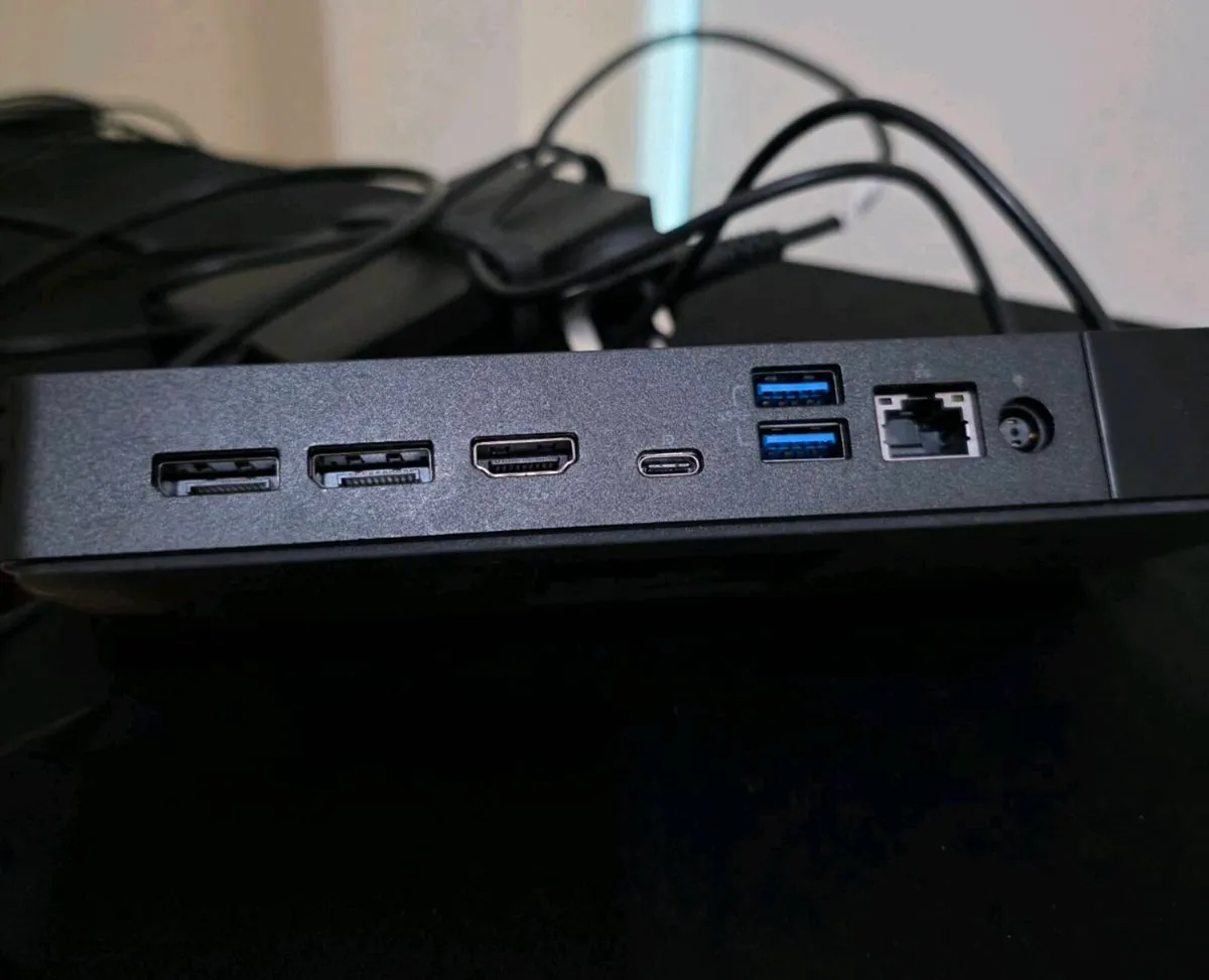 Dell docking station - Image 2