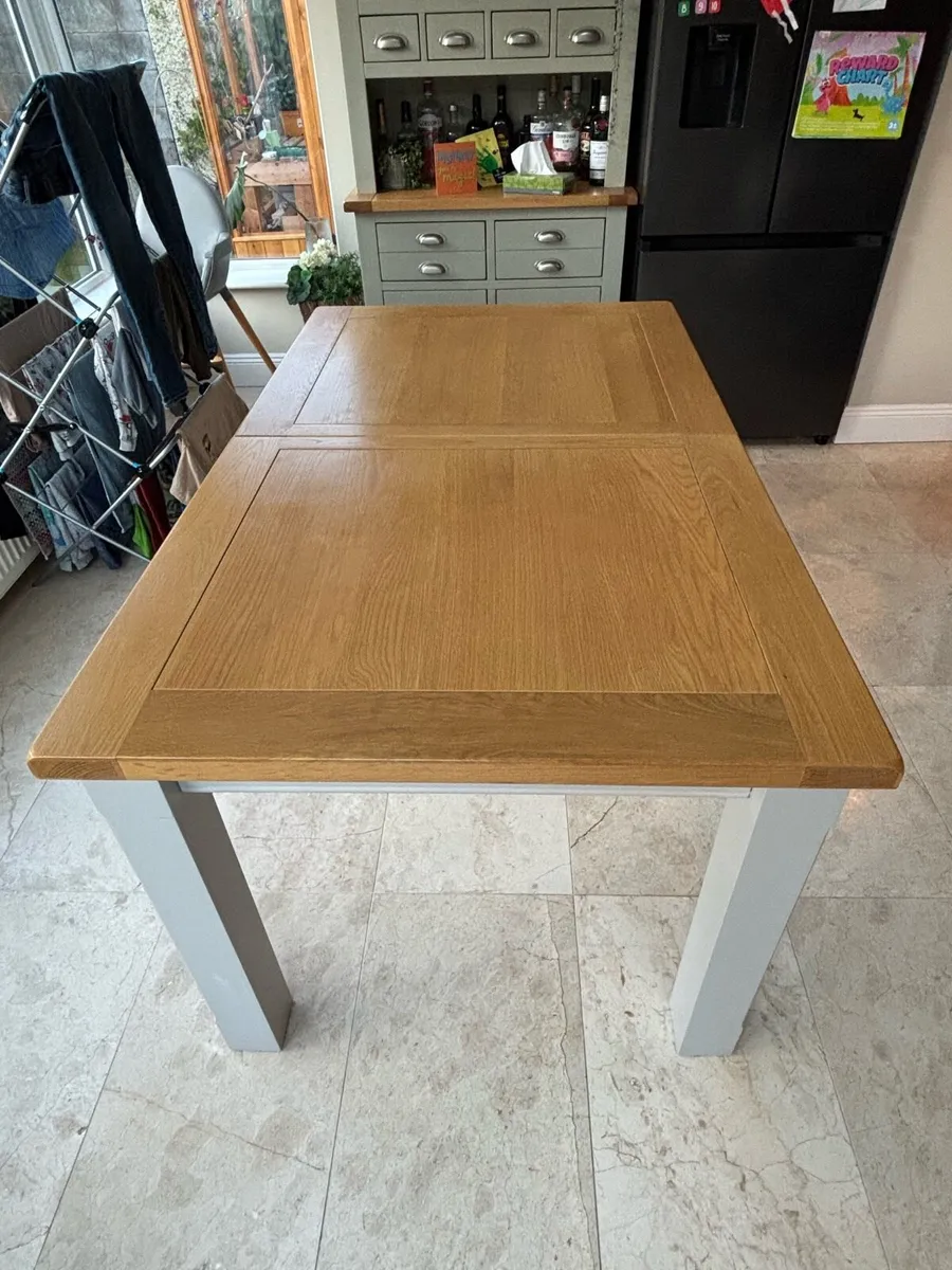 Dining table - free to take - Image 1