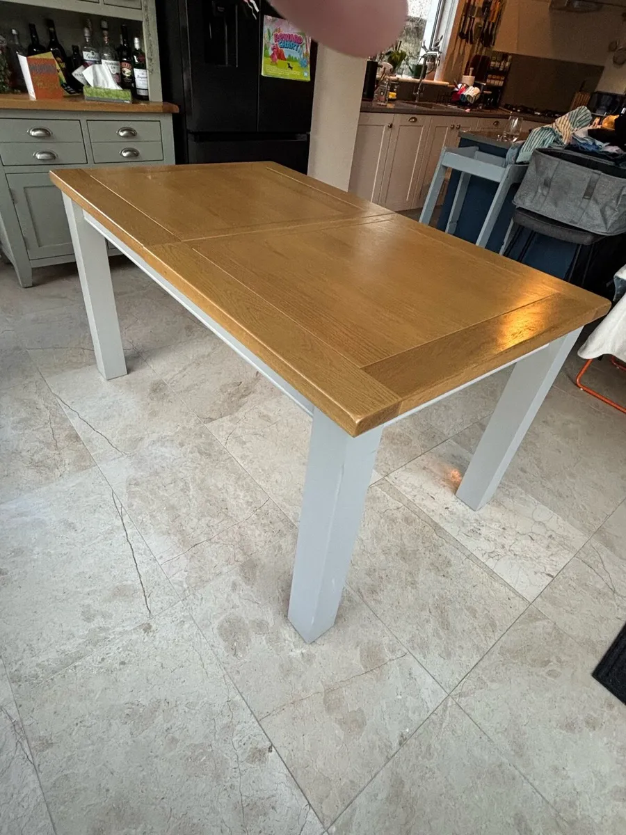 Dining table - free to take - Image 3