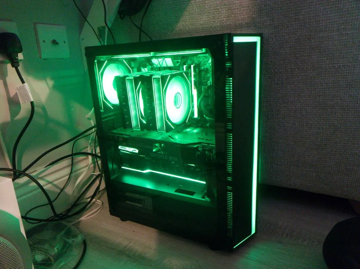 Pc 2x Monitors 5 years warranty 2TB Storage - Image 1