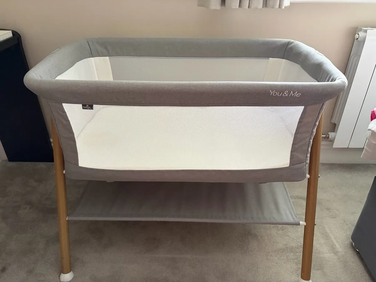 Babylo You & Me crib - Image 1