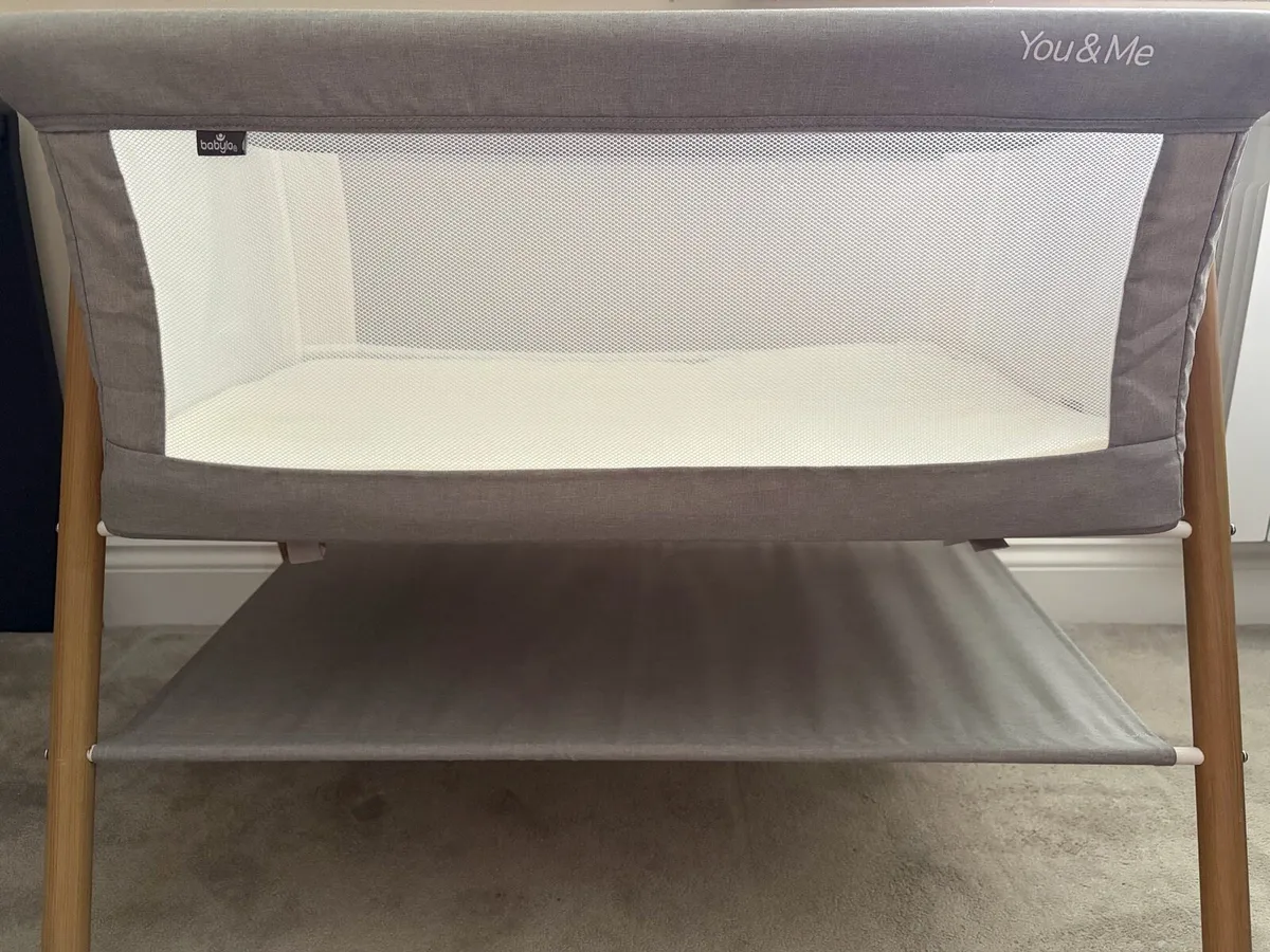 Babylo You & Me crib - Image 3